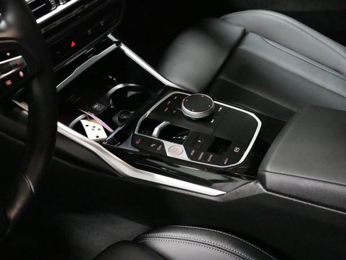 Used 2023 BMW 330i xDrive Sedan w/ Premium Package AWD/4WD image 5