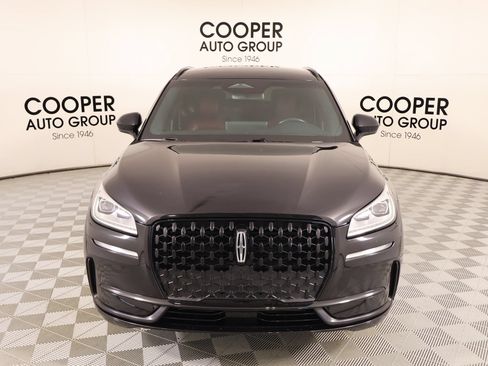 Used 2023 Lincoln Corsair Reserve w/ Jet Appearance Package AWD/4WD image 10