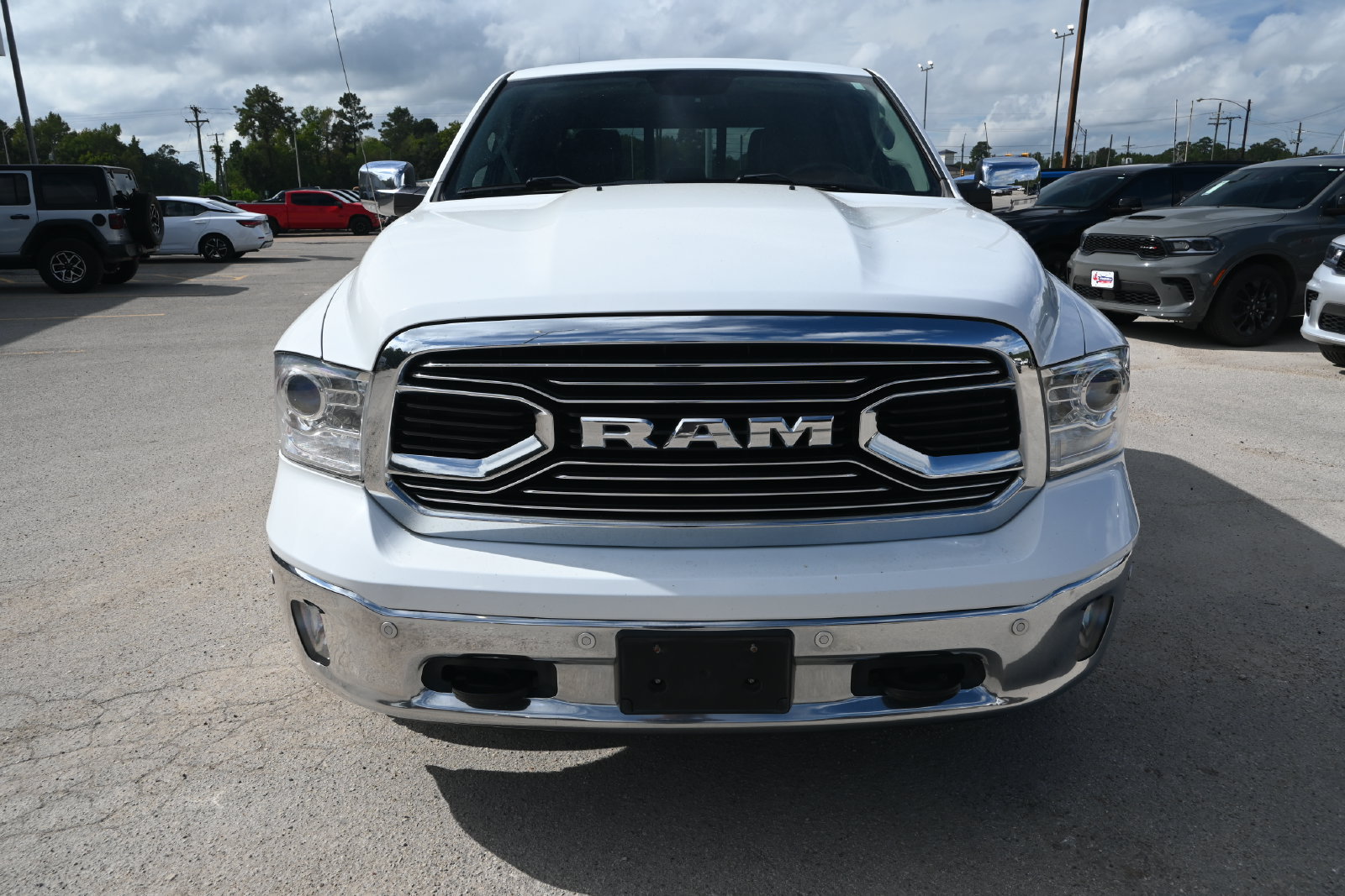 Used 2017 RAM 1500 Laramie Longhorn RWD image 7