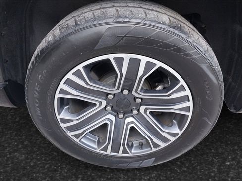 Used 2022 Jeep Wagoneer Series III w/ Rear Seat Video Group 1 image 12