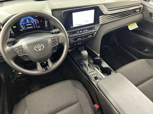 Used 2026 Toyota Camry LE FWD image 23