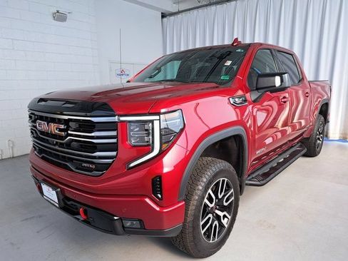 Used 2025 GMC Sierra 1500 AT4 w/ AT4 Premium Package AWD/4WD image 2