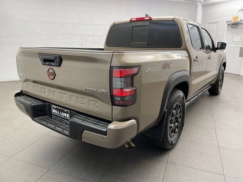 Used 2022 Nissan Frontier PRO-4X w/ Pro-4X Premium Package AWD/4WD image 5