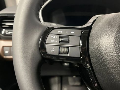 New 2026 Honda Pilot Touring image 13