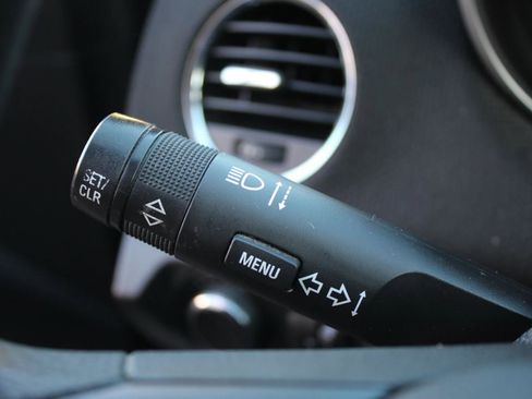 Used 2016 Chevrolet Cruze LT w/ Technology Package image 43