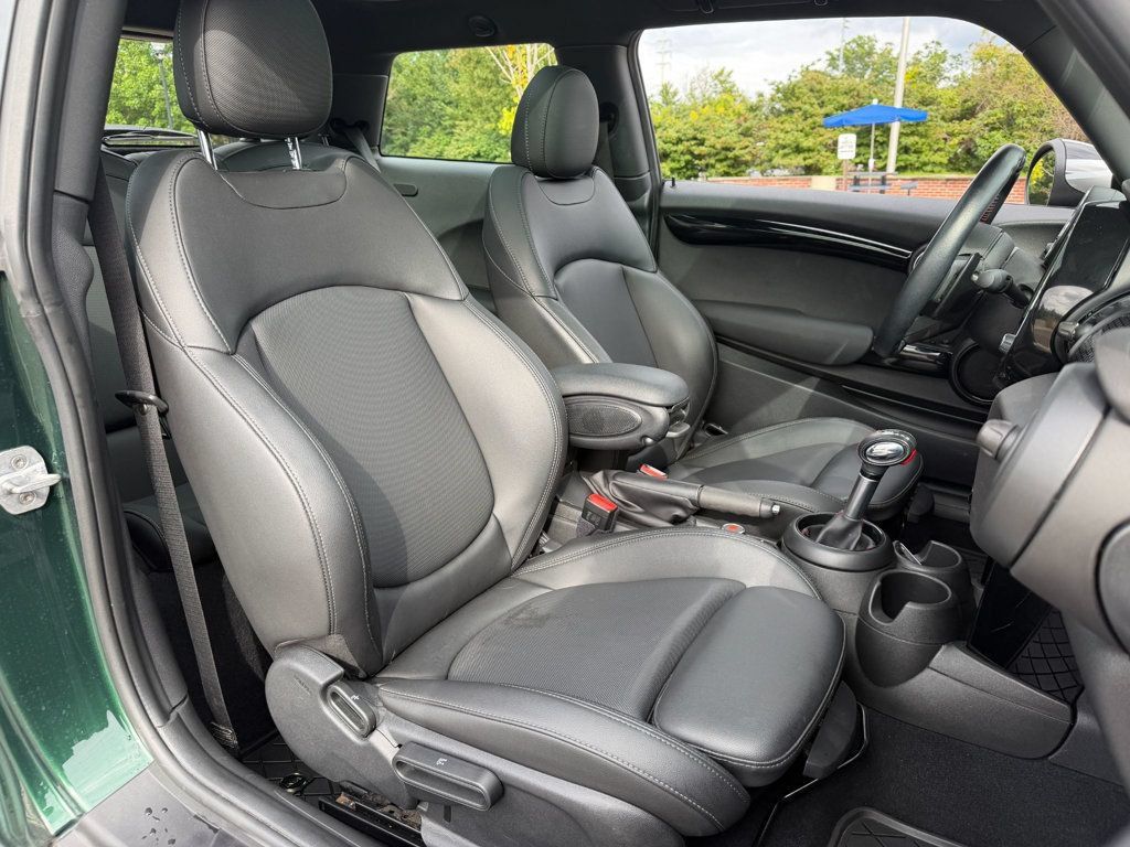 Used 2019 MINI Cooper S w/ Signature Upholstery Package FWD image 12