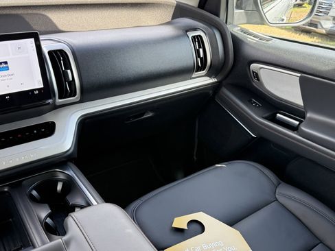 Certified 2025 Ford Expedition Active RWD image 20