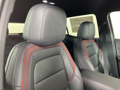New 2026 Chevrolet Equinox RS w/ Safety and Technology Package AWD/4WD image 12
