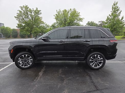Used 2022 Jeep Grand Cherokee Overland AWD/4WD image 22