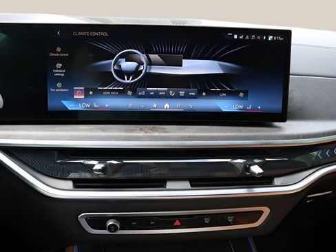 Used 2025 BMW X5 sDrive40i RWD image 24