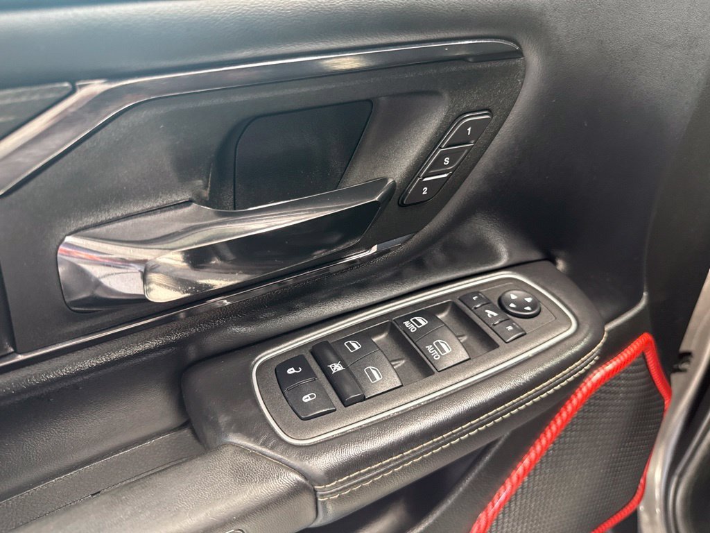 Used 2023 RAM 1500 Limited w/ Body Color Bumper Group AWD/4WD image 17