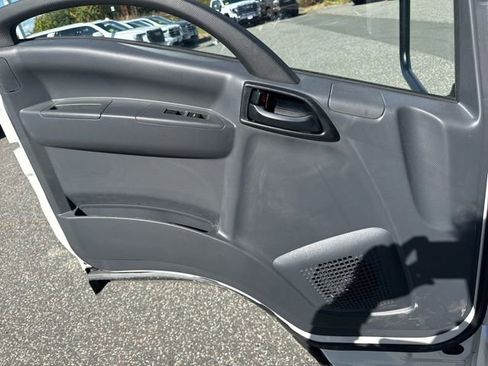 New 2024 Chevrolet Low Cab Forward image 22