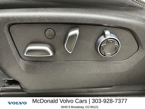 Used 2023 GMC Yukon Denali Ultimate w/ LPO, Floor Liner Package image 12