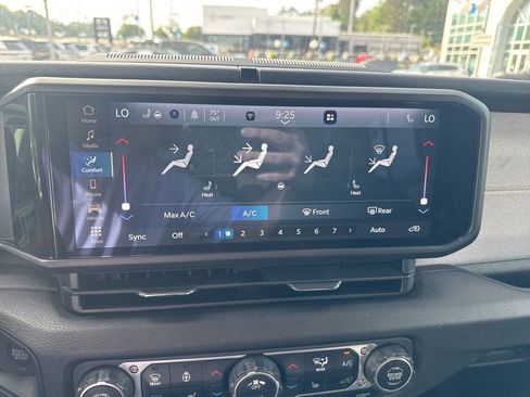 Used 2025 Jeep Wrangler Unlimited Sport S 4xe AWD/4WD image 12