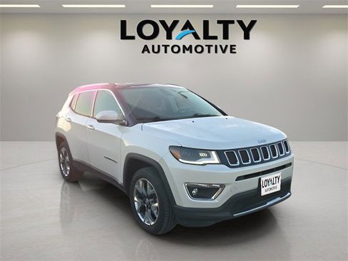 Used 2020 Jeep Compass Limited w/ Premium Lighting Group image 7