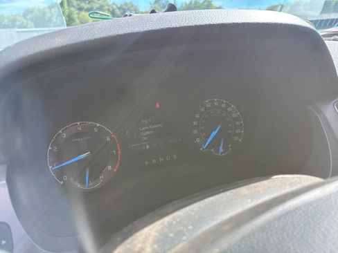 Used 2022 Ford Ranger XLT w/ Equipment Group 301A Mid AWD/4WD image 19