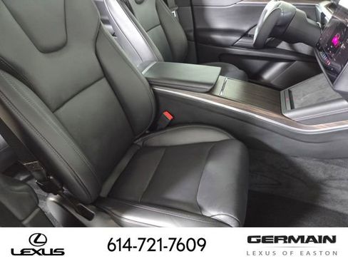 Used 2022 Tesla Model X AWD/4WD image 29