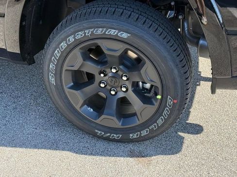 New 2026 RAM 1500 Big Horn AWD/4WD image 10