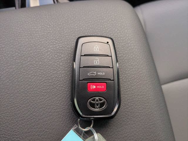 Certified 2026 Toyota Camry SE FWD image 25