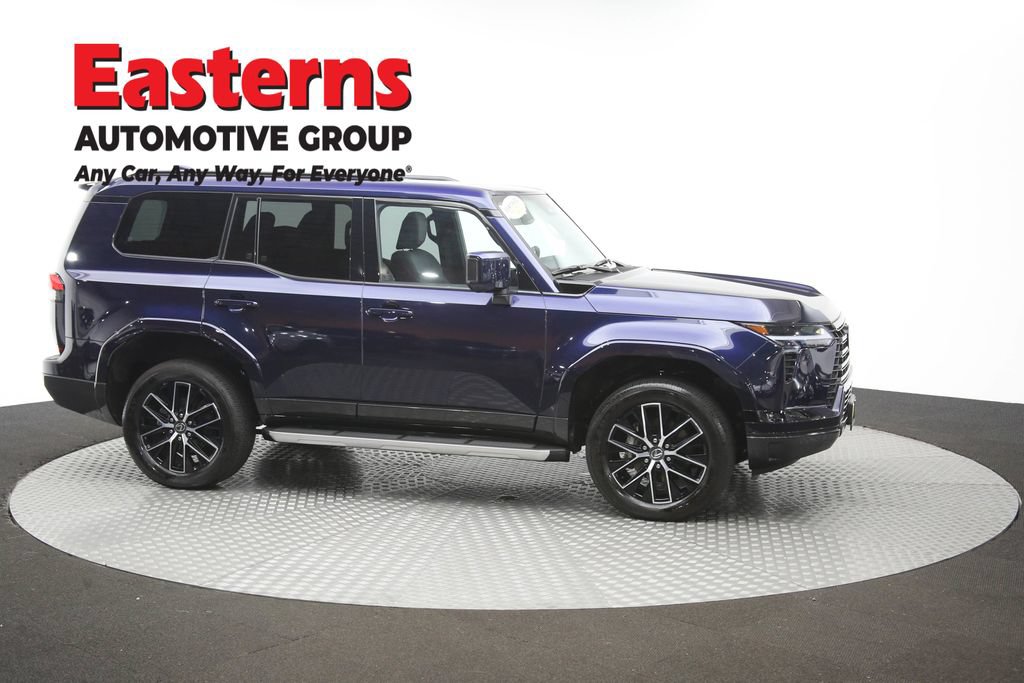Used 2025 Lexus GX 550 w/ Accessory Package (2T) AWD/4WD image 51