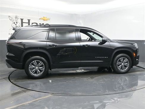 New 2026 Chevrolet Traverse LT w/ Driver Confidence Package image 16