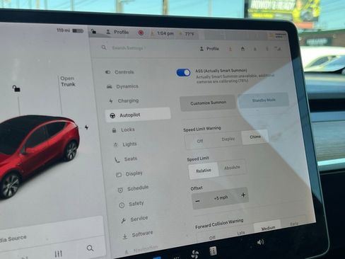 Used 2021 Tesla Model Y Long Range image 44