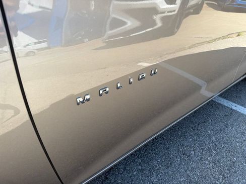 Used 2023 Chevrolet Malibu LT FWD image 10