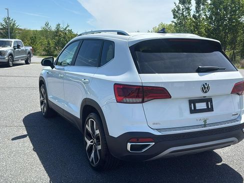 Used 2023 Volkswagen Taos SEL AWD/4WD image 8