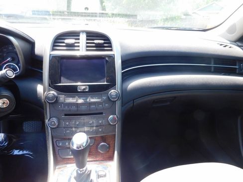Used 2013 Chevrolet Malibu LT w/ Power Convenience Package FWD image 7