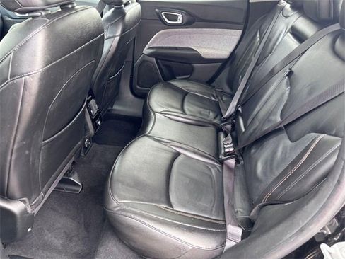 Used 2022 Jeep Compass Latitude image 24