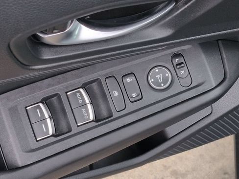 Used 2025 Honda Accord LX image 13