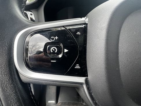 Used 2019 Volvo S60 T6 Inscription image 19