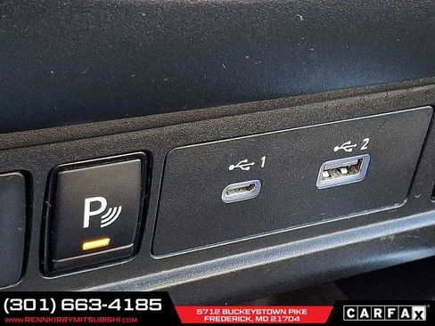 Used 2022 Nissan Frontier SV w/ Technology Package image 23