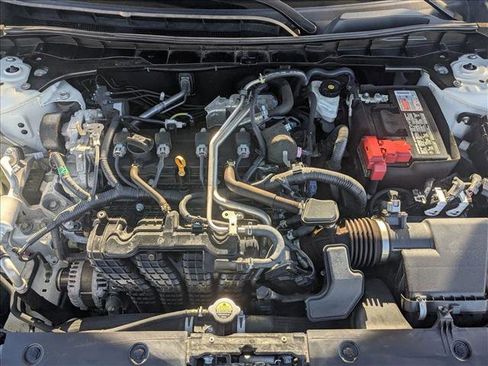 Used 2022 Nissan Altima 2.5 SR image 22