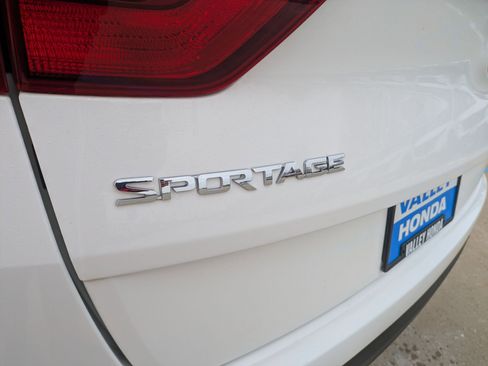 Used 2019 Kia Sportage LX w/ LX Popular Package image 24