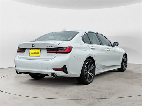 Used 2019 BMW 330i Sedan w/ Convenience Package image 6