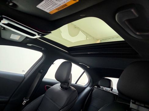 Certified 2025 Mercedes-Benz C 300 Sedan image 17