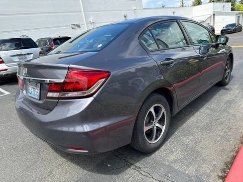 Used 2015 Honda Civic SE image 5