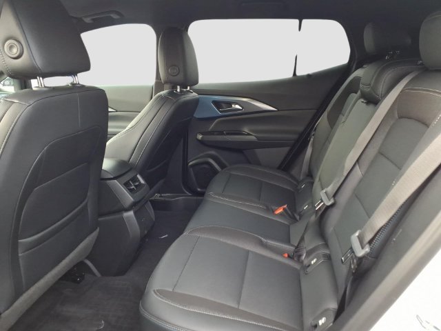 Used 2024 Chevrolet Equinox EV LT FWD image 12