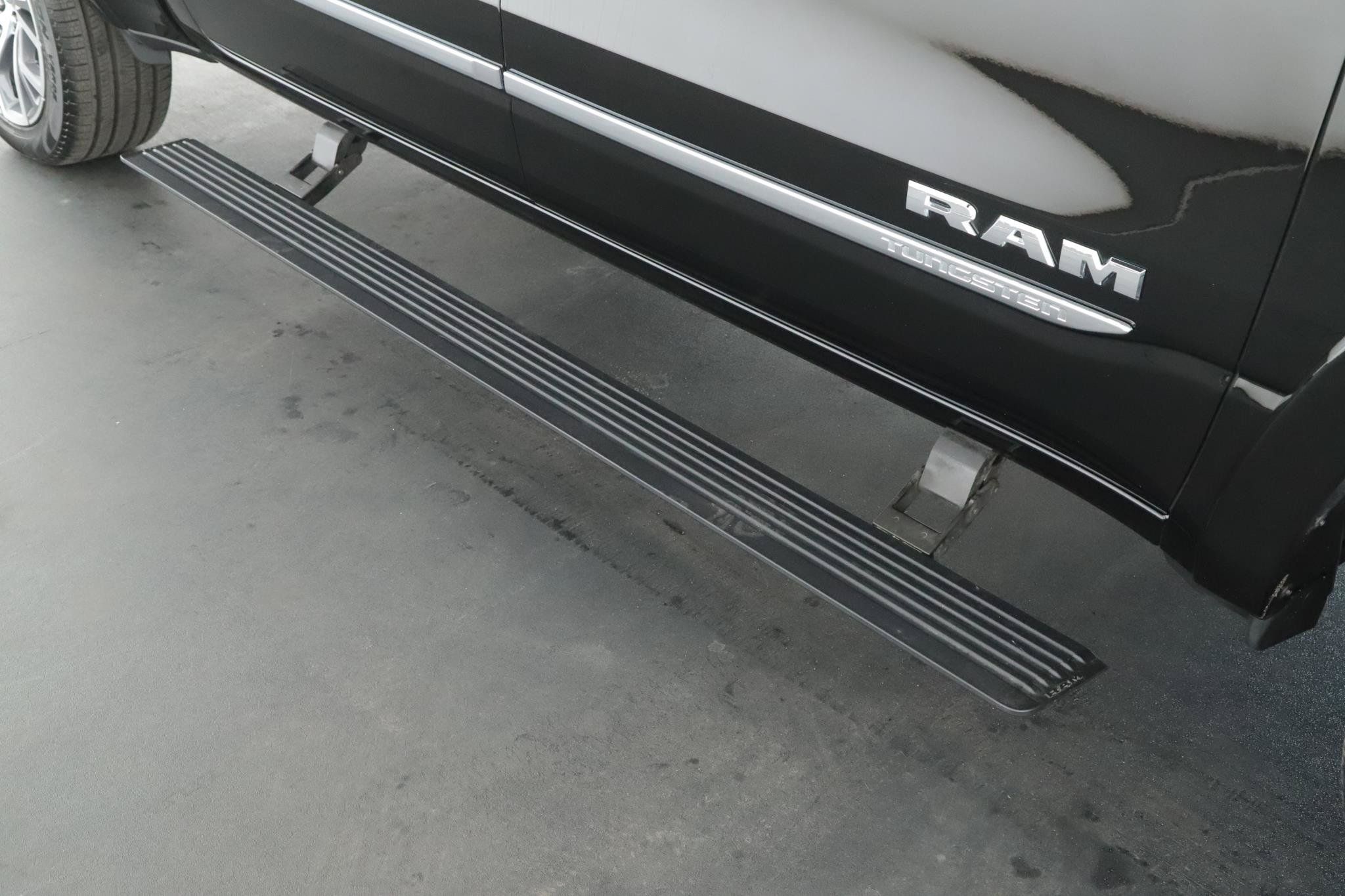 Used 2026 RAM 1500 Tungsten AWD/4WD image 25