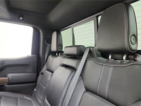 Used 2021 Chevrolet Silverado 1500 High Country w/ Technology Package image 30