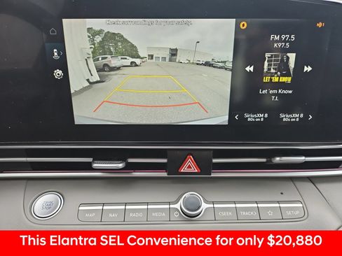 Used 2025 Hyundai Elantra SEL w/ Cargo Package FWD image 28