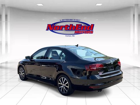 Used 2017 Volkswagen Jetta SE FWD image 5