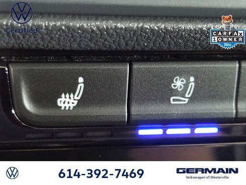 Certified 2024 Volkswagen Jetta SEL FWD image 33