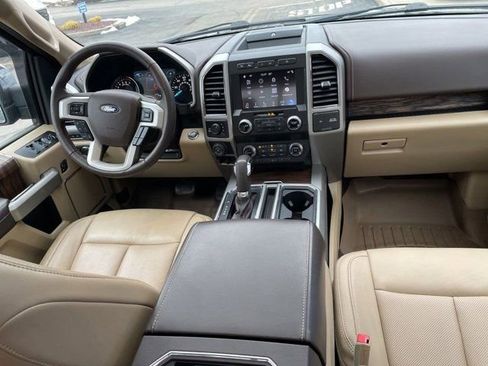 Used 2019 Ford F150 Lariat w/ Equipment Group 502A Luxury image 7