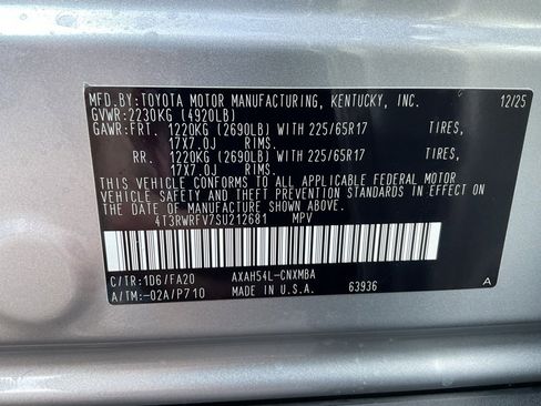 New 2025 Toyota RAV4 XLE image 40