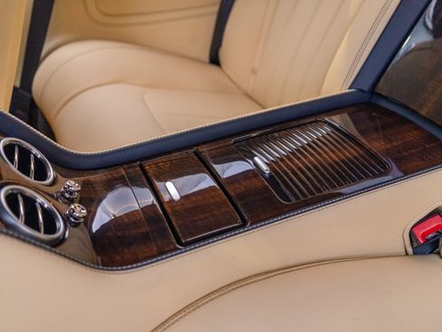 Used 2014 Bentley Continental GT V8 S image 29