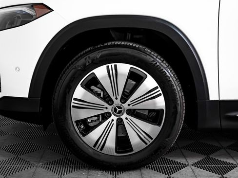 Certified 2023 Mercedes-Benz EQB 300 4MATIC image 6