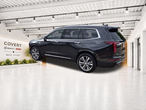 Used 2020 Cadillac XT6 Premium Luxury FWD image 9