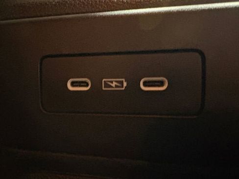 Used 2025 Honda Odyssey Touring image 18